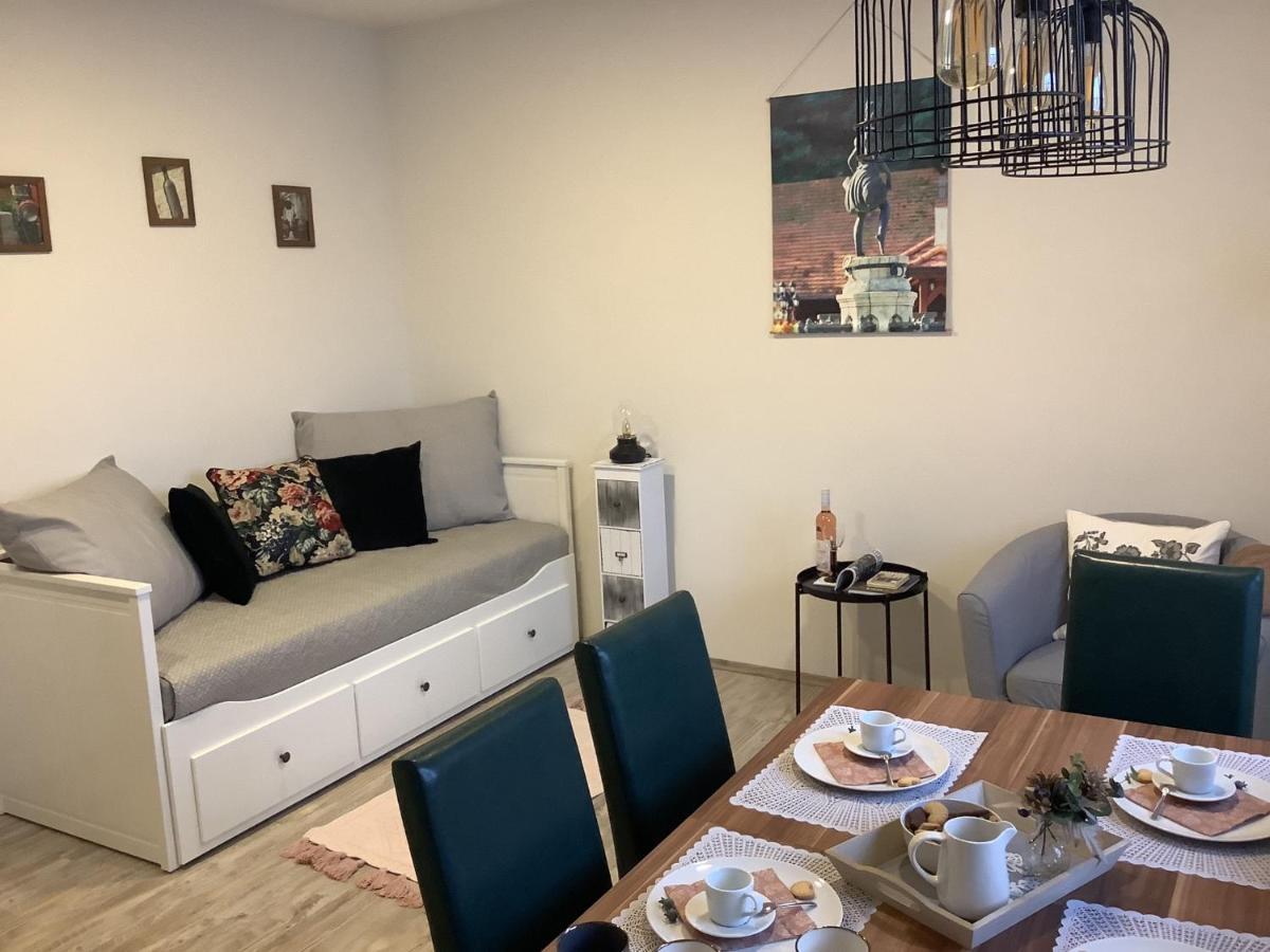 אגר Ezuest Boroka Apartman מראה חיצוני תמונה